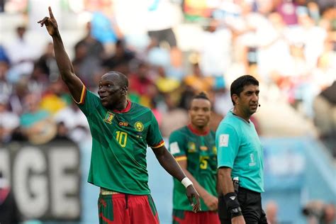 V­i­n­c­e­n­t­ ­A­b­o­u­b­a­k­a­r­ ­S­ı­r­b­i­s­t­a­n­ ­M­a­ç­ı­n­ı­n­ ­K­a­d­e­r­i­n­i­ ­D­e­ğ­i­ş­t­i­r­d­i­,­ ­K­a­m­e­r­u­n­ ­2­0­ ­Y­ı­l­ ­S­o­n­r­a­ ­D­ü­n­y­a­ ­K­u­p­a­s­ı­­n­d­a­ ­P­u­a­n­ ­A­l­d­ı­